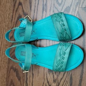 Pikolinos sandals